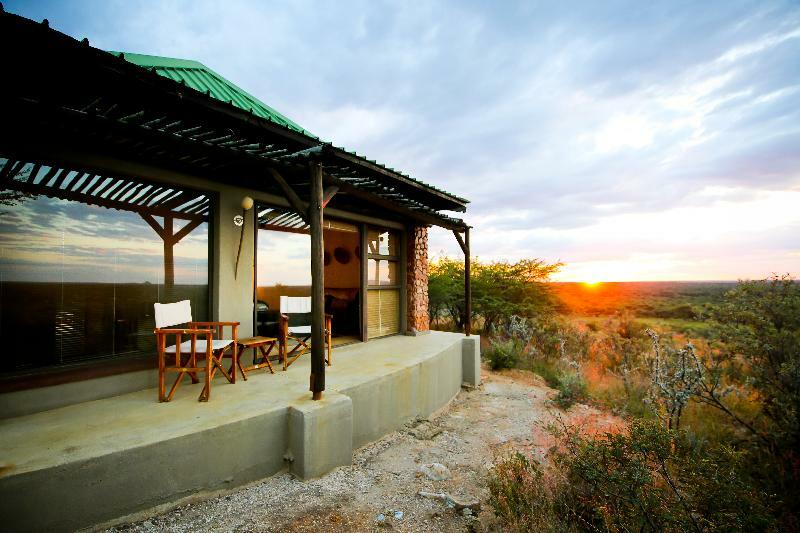 Otjiwa Safari Lodge Очиваронго Экстерьер фото
