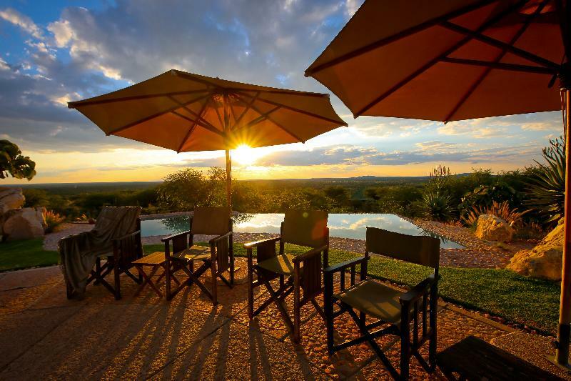 Otjiwa Safari Lodge Очиваронго Экстерьер фото